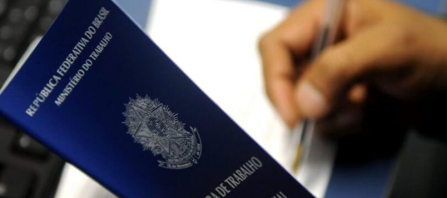 registro-em-carteira-810×538 registro-em-carteira-810x538